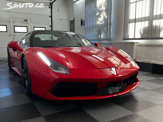 Ferrari 488